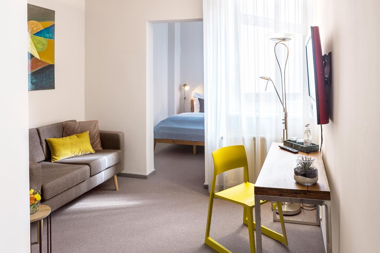 Hotel Anna Стендал Екстериор снимка